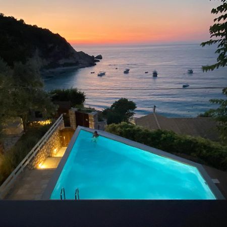Caltabania Suites Айос-Нікітас Екстер'єр фото